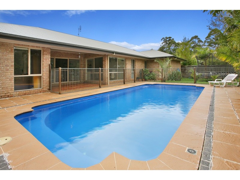 12 Dollarbird Drive, Pomona QLD 4568