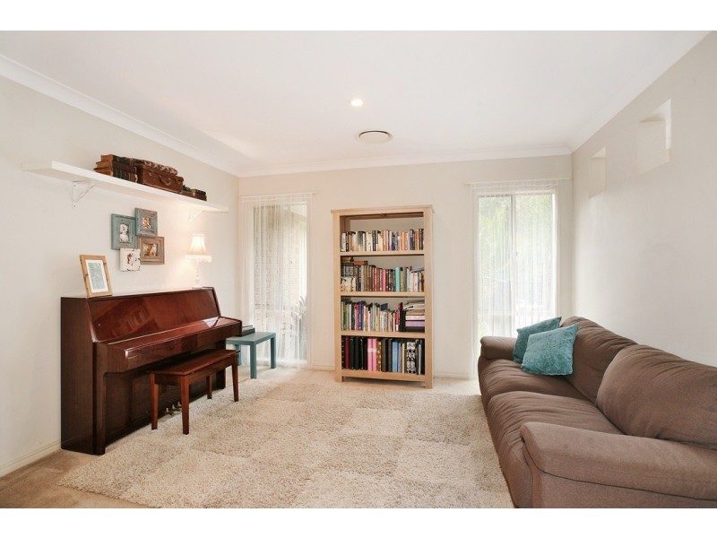 12 Dollarbird Drive, Pomona QLD 4568