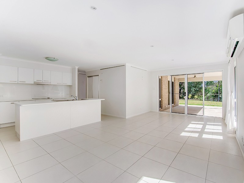 2 Gerrygone Place, Pomona QLD 4568