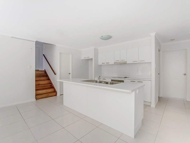 2 Gerrygone Place, Pomona QLD 4568