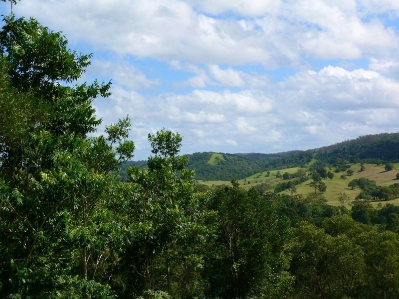 236 Noakes Road, Traveston QLD 4570