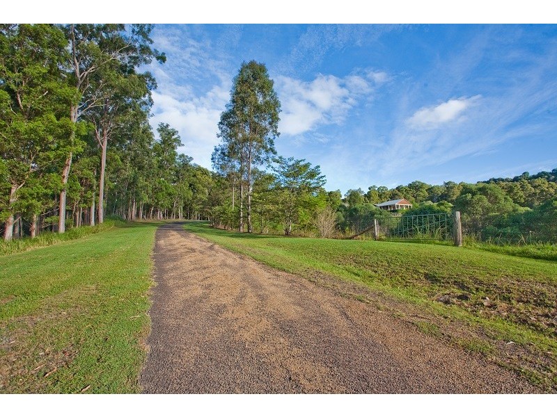 236 Noakes Road, Traveston QLD 4570