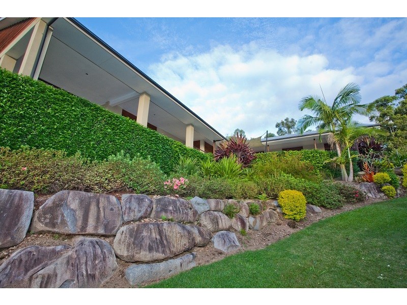 236 Noakes Road, Traveston QLD 4570