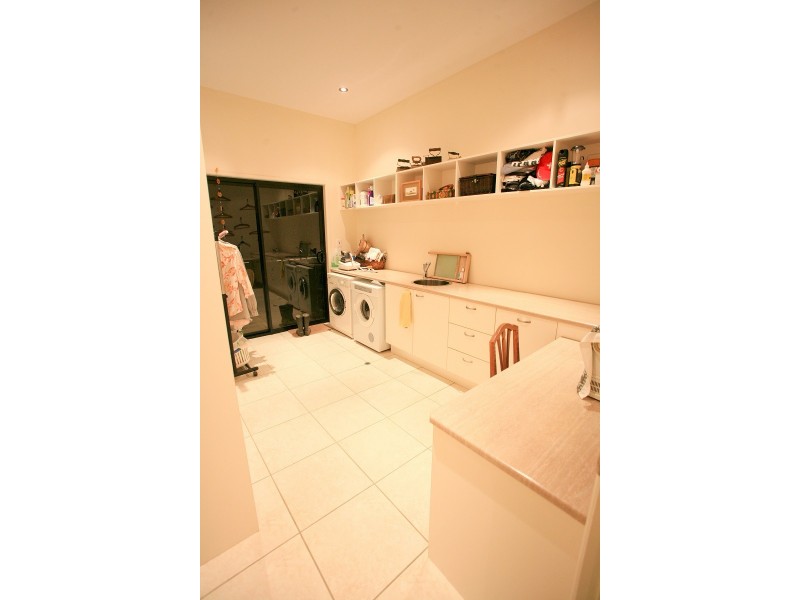 236 Noakes Road, Traveston QLD 4570
