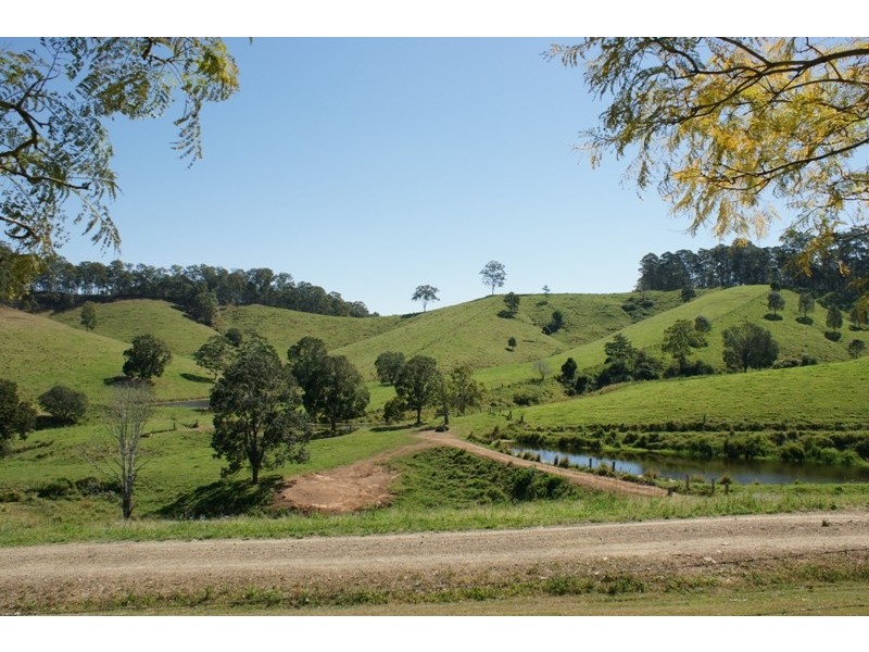 2271 Old Noosa Road, Cooran QLD 4569