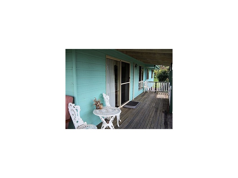 4 Red Street, Pomona QLD 4568