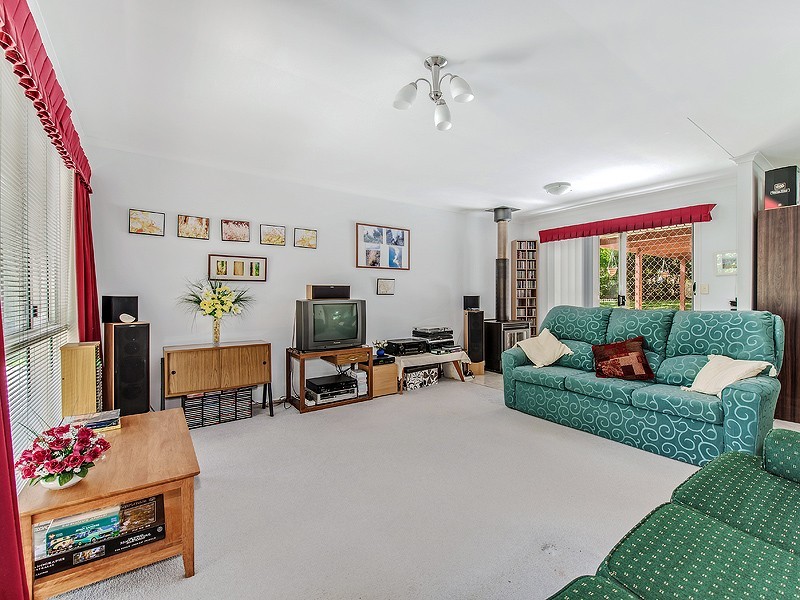 5 Clay Street, Pomona QLD 4568