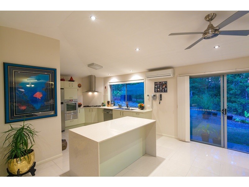 11 Whistler Way, Pomona QLD 4568