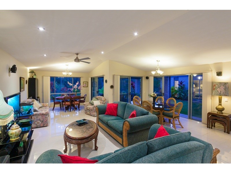 11 Whistler Way, Pomona QLD 4568
