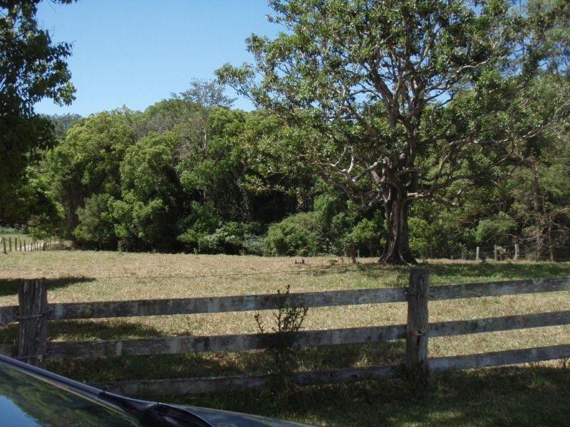 69 Murrays Road, Kin Kin QLD 4571