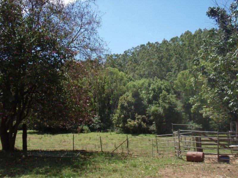 69 Murrays Road, Kin Kin QLD 4571