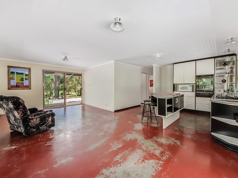 257 Louis Bazzo Drive, Pomona QLD 4568
