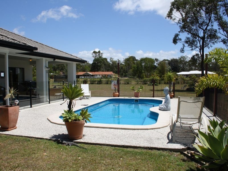 87 Devonstone Drive, Cooroibah QLD 4565
