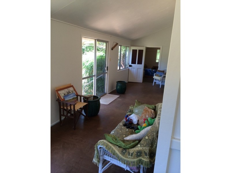 90 Summit Road, Pomona QLD 4568