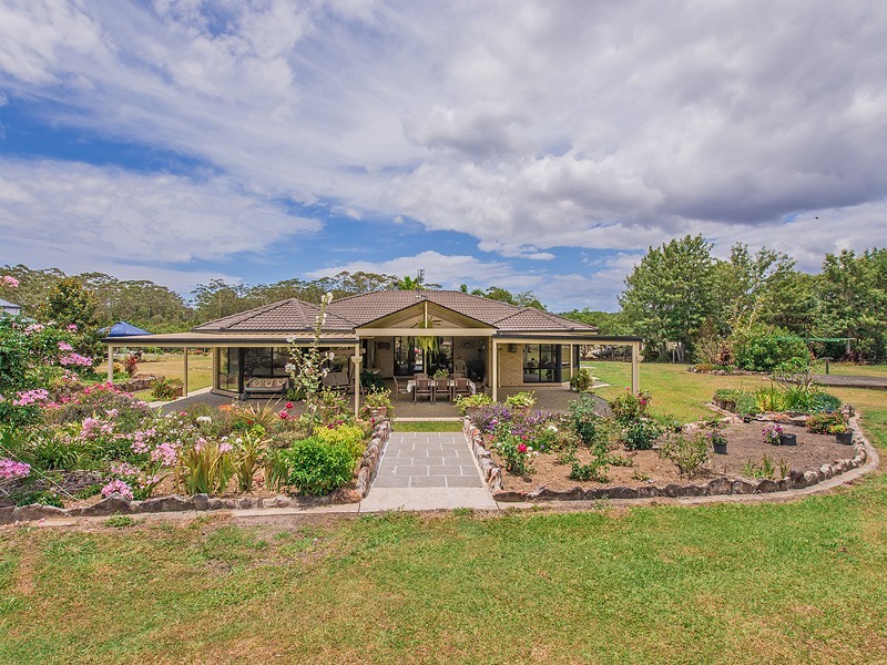 52 Orana Avenue, Pomona QLD 4568
