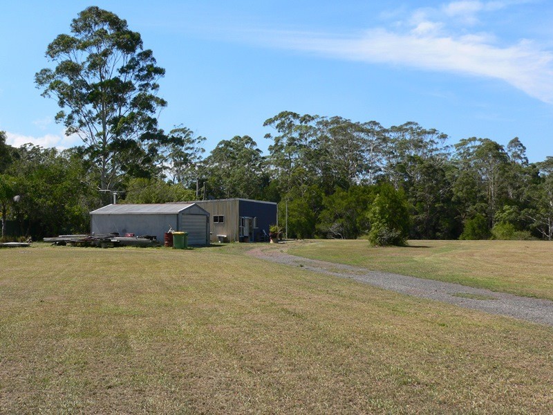 43 Croziers Road, Pinbarren QLD 4568