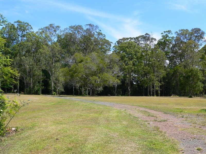 43 Croziers Road, Pinbarren QLD 4568