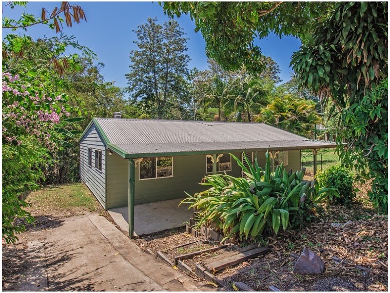 22 Henry Street, Cooran QLD 4569