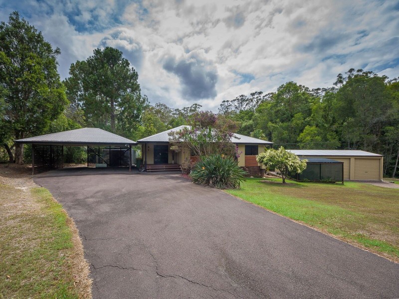 6 Smedley Drive, Pomona QLD 4568