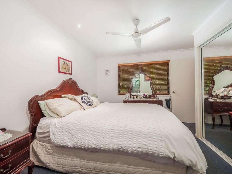 6 Smedley Drive, Pomona QLD 4568