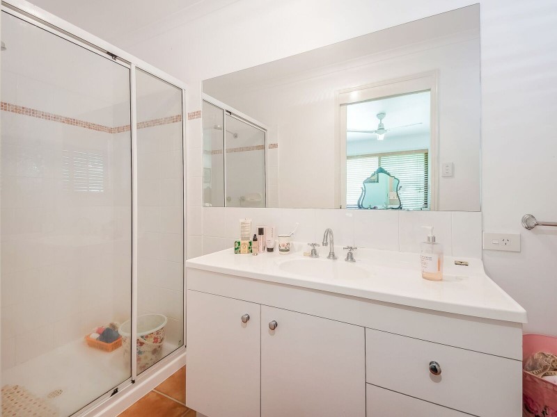 6 Smedley Drive, Pomona QLD 4568
