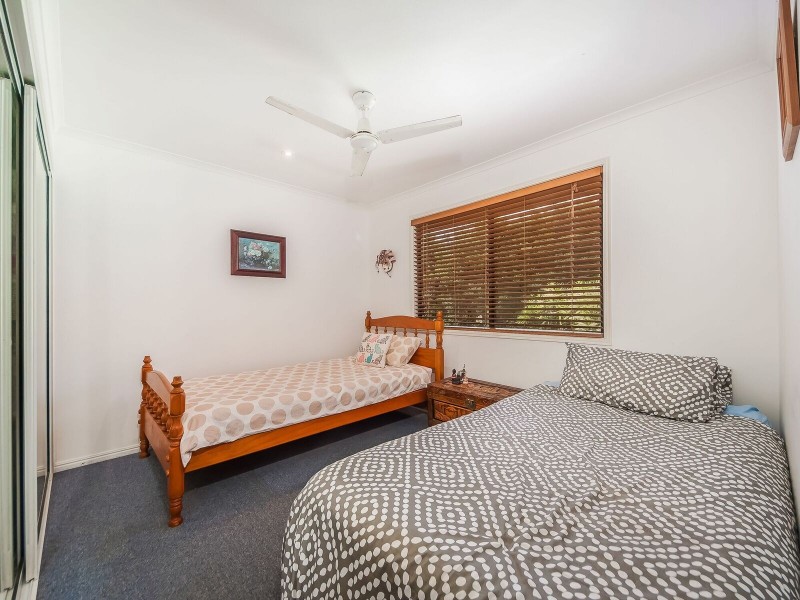 6 Smedley Drive, Pomona QLD 4568