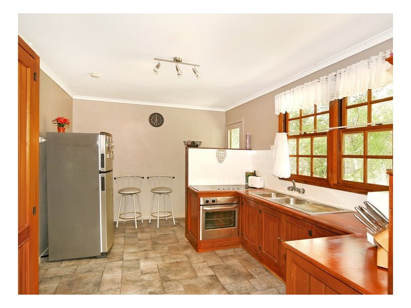 16 Church Street, Pomona QLD 4568