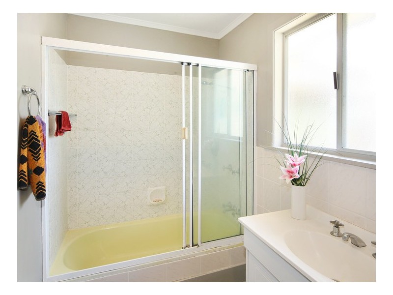 16 Church Street, Pomona QLD 4568