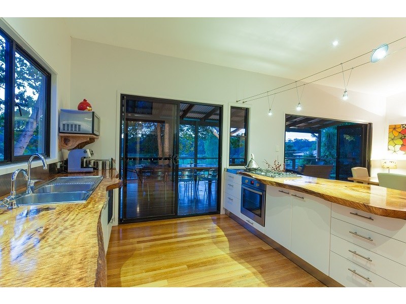 61 Pavilion Street, Pomona QLD 4568