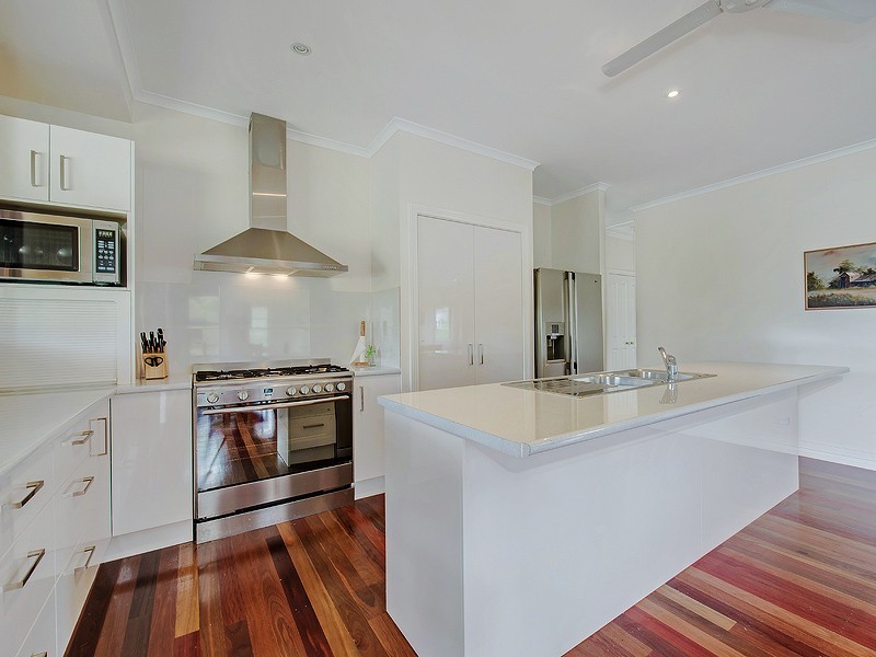 20 Kensington Drive, Cooroy QLD 4563