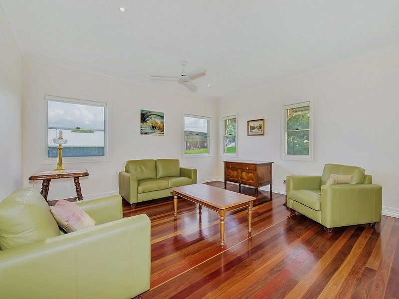 20 Kensington Drive, Cooroy QLD 4563