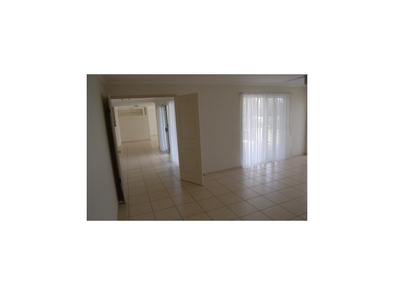 5 Elandra Terrace, Pomona QLD 4568