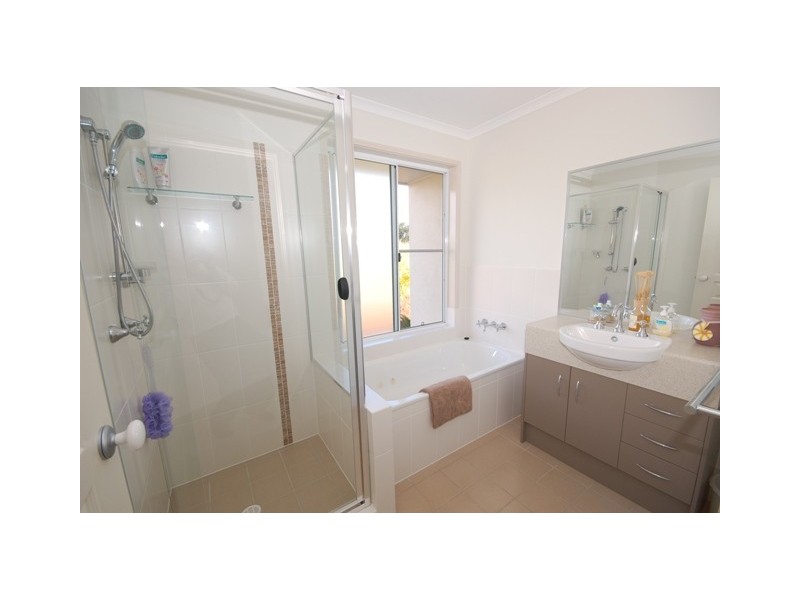 5 Elandra Terrace, Pomona QLD 4568