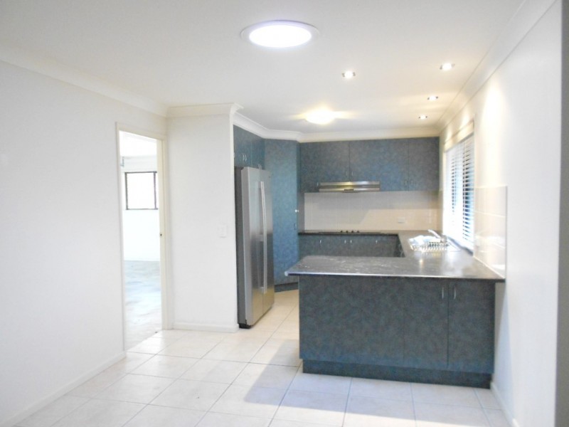 3 Palm Tree Court, Pomona QLD 4568