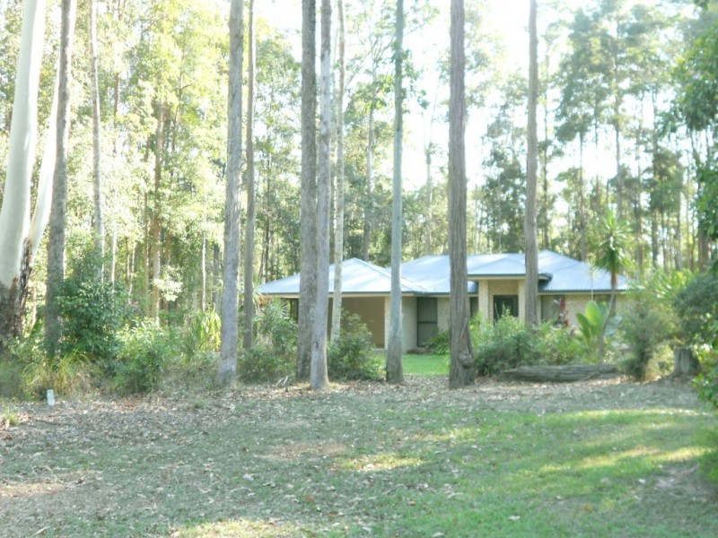 3 Palm Tree Court, Pomona QLD 4568