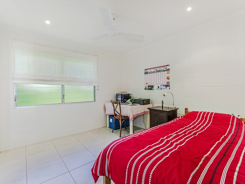 16 Tree Street, Pomona QLD 4568