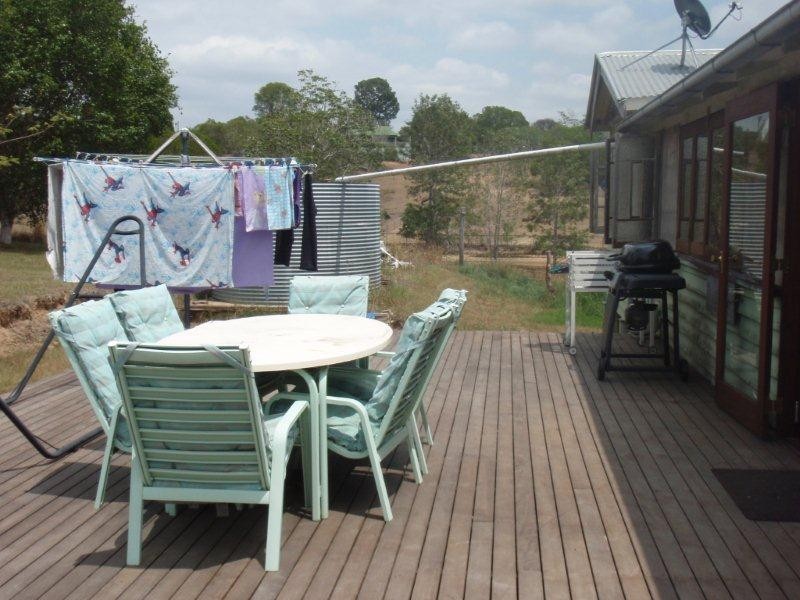 110 Noakes Road, Traveston QLD 4570