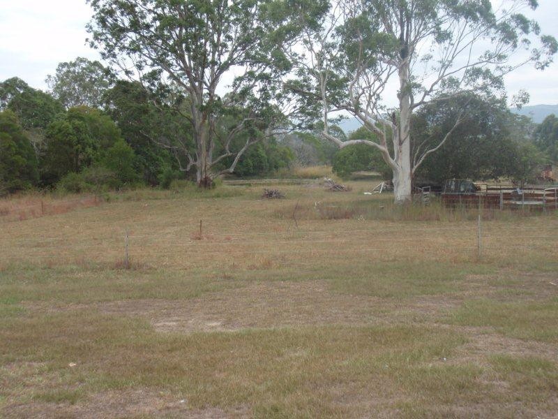110 Noakes Road, Traveston QLD 4570