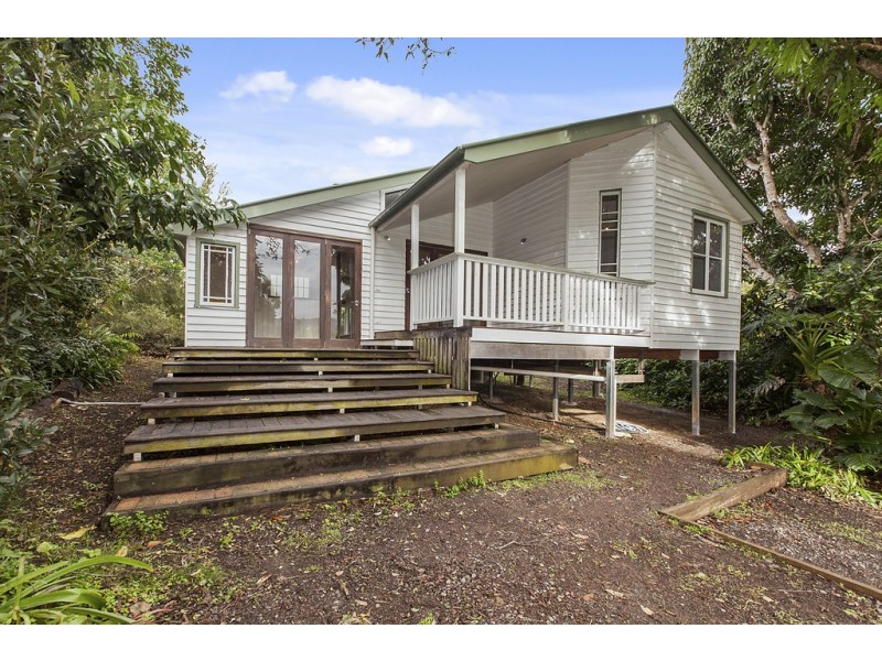 8 Queen Street, Cooran QLD 4569