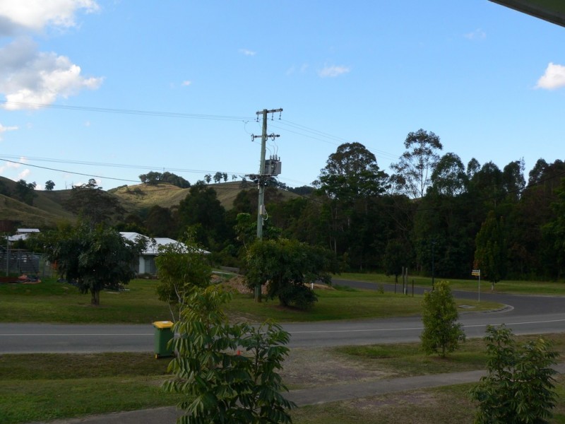 38- 40 Main Street, Kin Kin QLD 4571