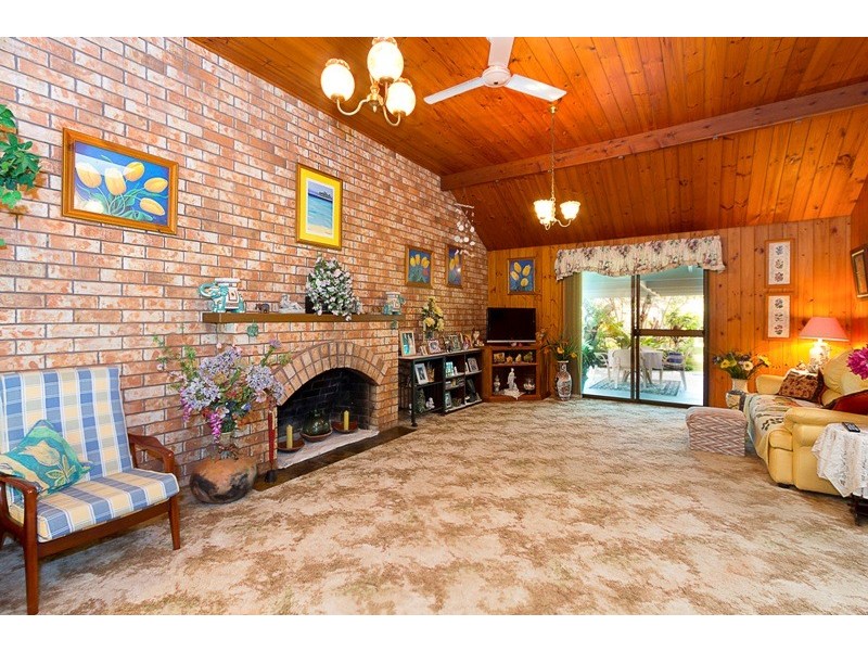 14 Church Street, Pomona QLD 4568