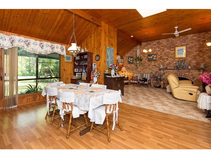 14 Church Street, Pomona QLD 4568