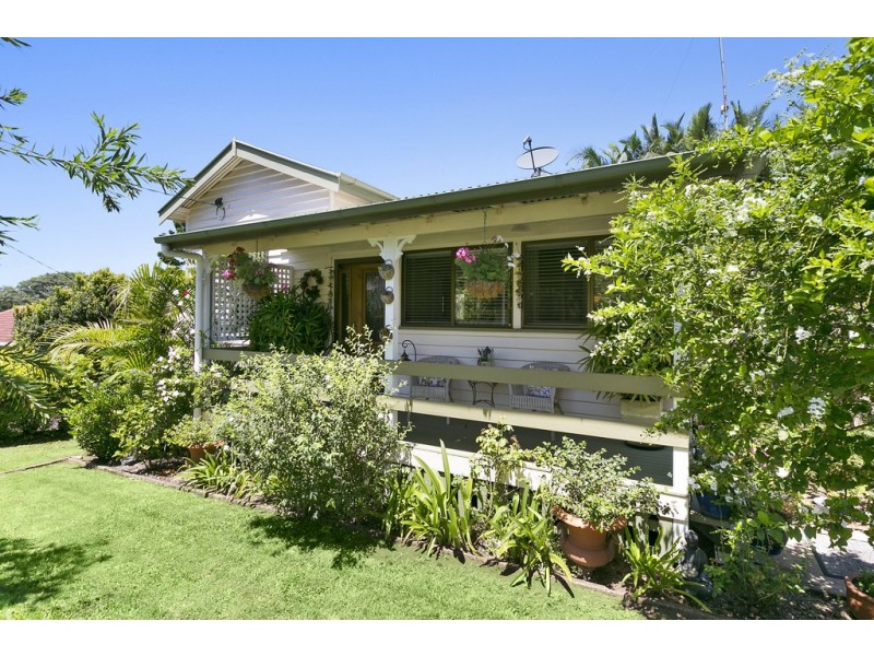 23 Red Street, Pomona QLD 4568