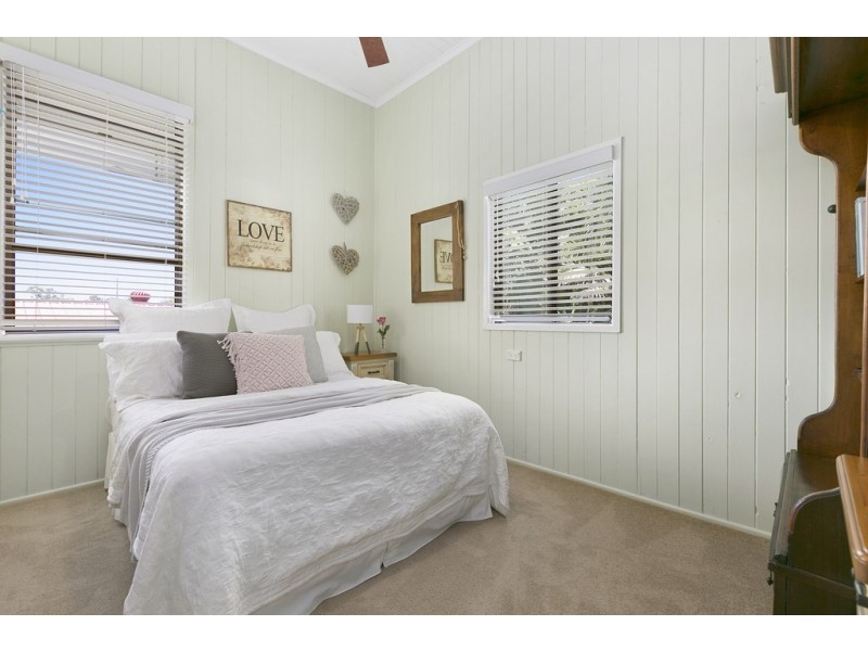 23 Red Street, Pomona QLD 4568