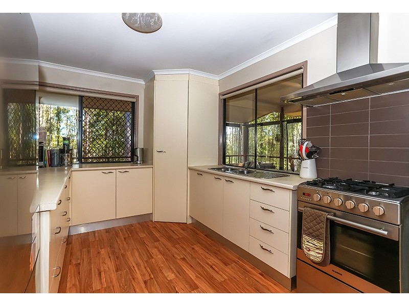 21 Yurol Forest Drive, Pomona QLD 4568