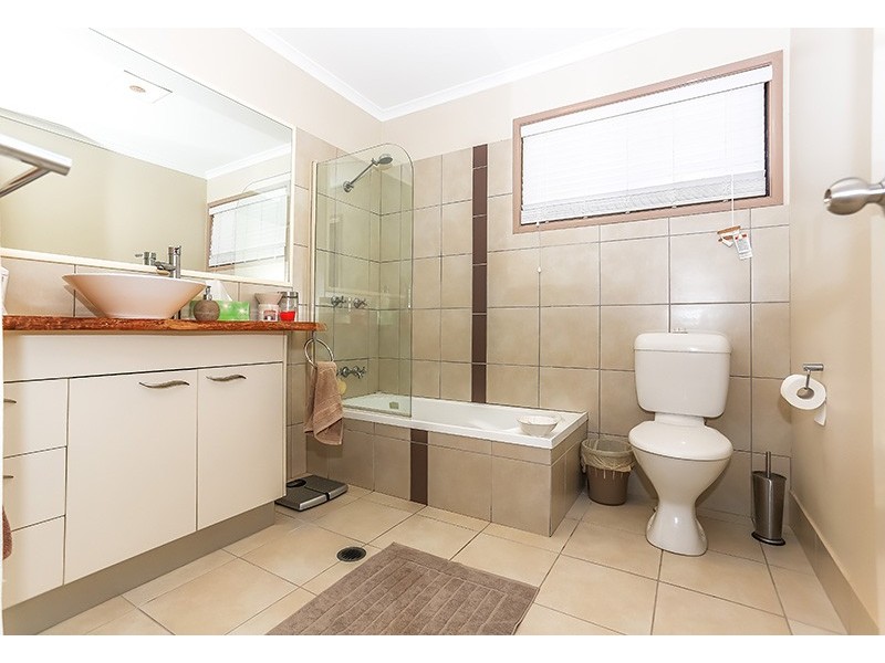 21 Yurol Forest Drive, Pomona QLD 4568