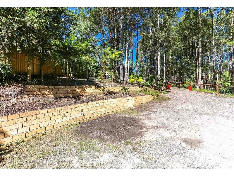 21 Yurol Forest Drive, Pomona QLD 4568