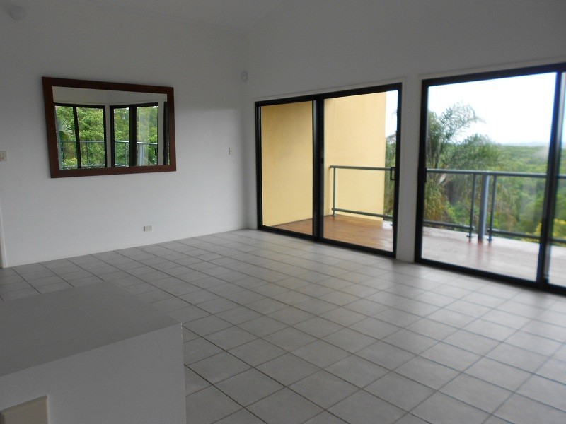 Pinbarren QLD 4568