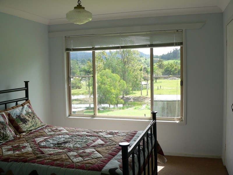 37 Mountain View Road, Pinbarren QLD 4568