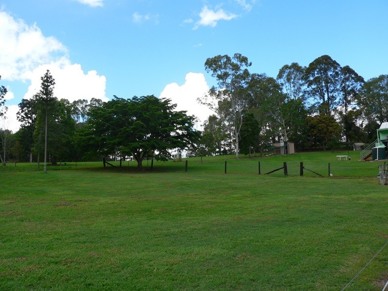 37 Mountain View Road, Pinbarren QLD 4568